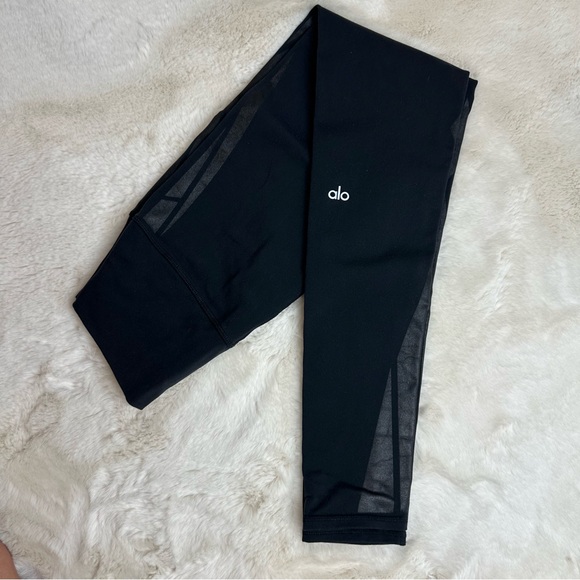 ALO High Waist Airbrush Facet Leggings Black Size M - Picture 1 of 16